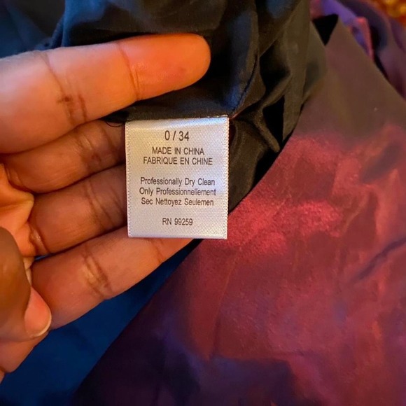 Vera Wang purple 100% silk formal dress size 0 - Picture 6 of 6